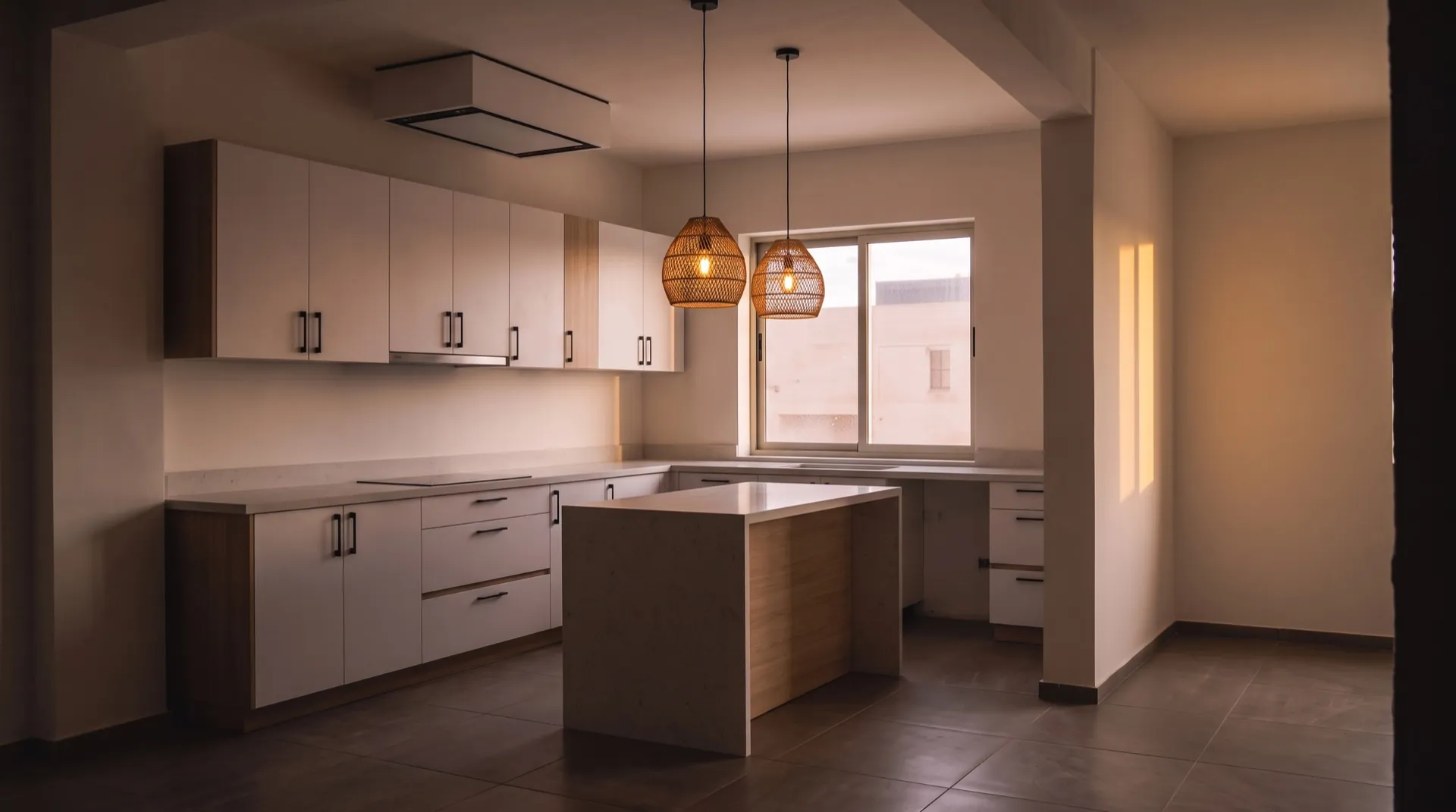 Aménagement d'une cuisine en cours de rénovation à Agadir
